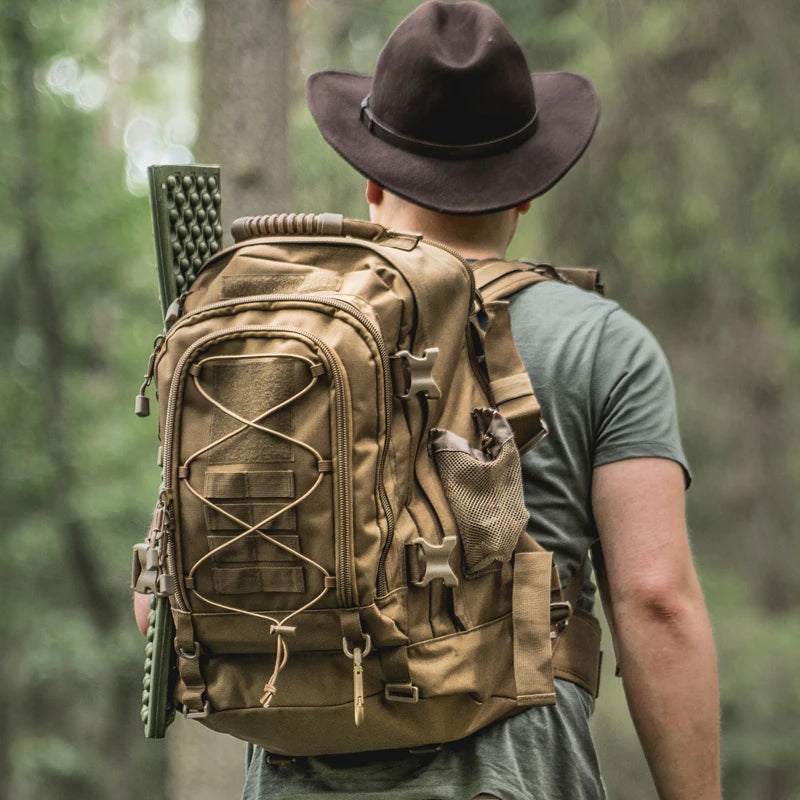 LQARMY Durable Tactical Hiking Backpack For Outdoor Travel And Camping